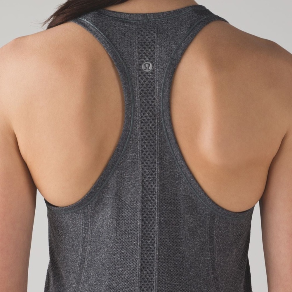 Lululemon Run: Swiftly Tech Tank Hthrd Black 2 Euc - image 1